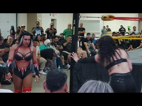 Persephone (CMLL)  Vs Lady Frost (AEW) en Will Entertainment.