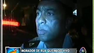 preview picture of video 'Crueldade ! Homem é Queimado Vivo'