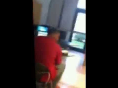 @geo2times slaps a 252Blood 🩸 member in school