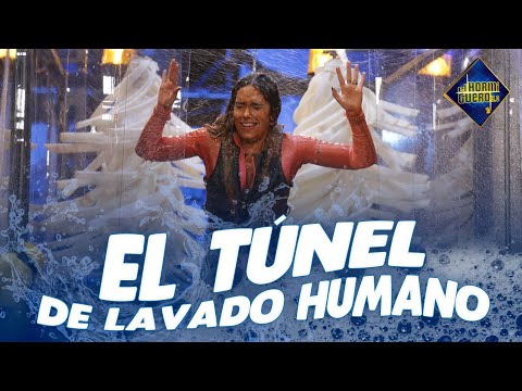 Cristina Pedroche pone a prueba el túnel de lavado humano - El Hormiguero