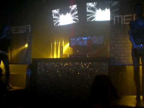 DJ Phatzoo @ Mecca 21/06/08 playing Who´s Who - Sexy Fuck