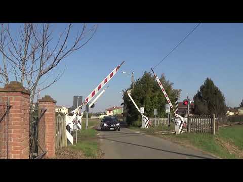 Passaggio a livello di via Ortigara - Mortara (PV) / Level Crossing / Planovergang / Plankorsning