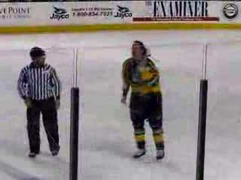 Will Bodine vs Riley Emmerson