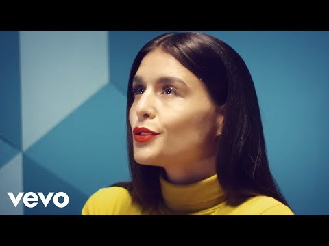 Jessie Ware - Champagne Kisses (Official Music Video)