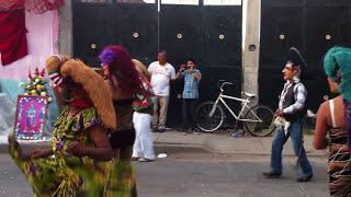 preview picture of video 'Silao Danza del Torito - Fiesta de la Calle Francisco Villa 2013'