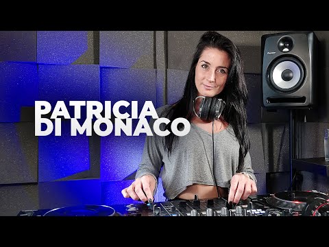 Patricia Di Monaco - Live @ Radio Intense 15.5.2020 [Area Verde Showcase] // Melodic Techno Mix