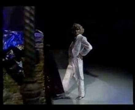 ARTURO BRACHETTI: Quick Change Marlene Dietrich (1989)