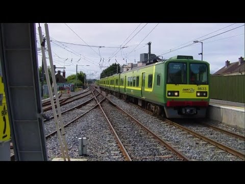 Dart train number 8633 arriving at Howth Junction station