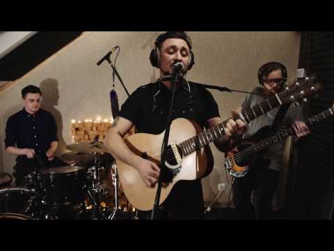 Sasha Boole - Iron and Stone (Live at Coloorsun Music)