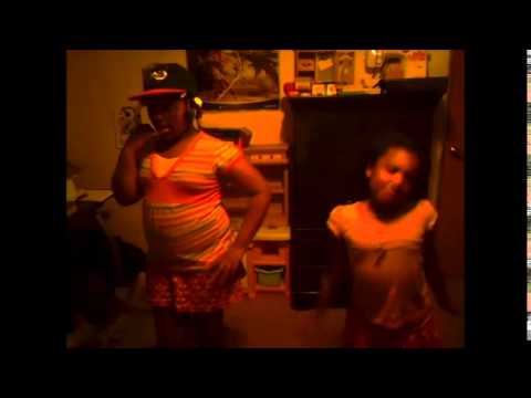 AKC (Awkward Kpop Covers) - Ailee's U&I