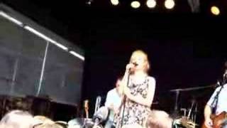 Room Eleven - Faith (live at Vondelpark)