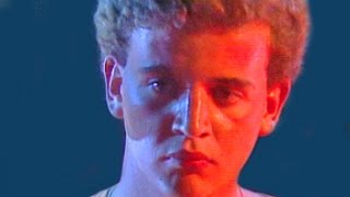 LOS NIKIS en La Edad de Oro