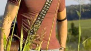 Live It Up - Brantley Gilbert