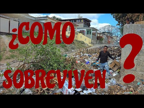 Caminando Barrios de Guanabacoa,La Habana,Cuba.Materia prima en la basura 