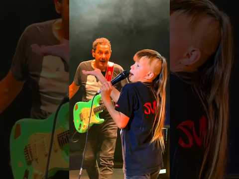 🇦🇷🎶 La Rubia Tarada de Sumo por Agustín, de 10 años, y Divididos en Tandil, Buenos Aires, Abril 2026