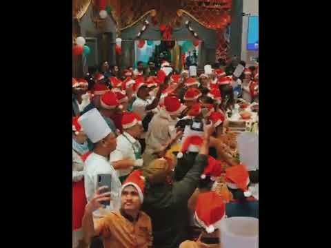 merry Christmas 🎁 cake mixing The Avenue Grand 5 star Chef Brajendra pradhan-f6r