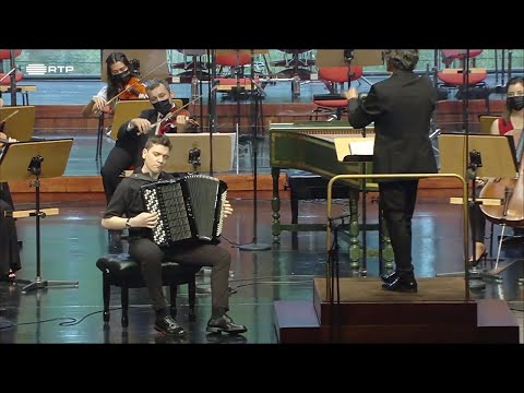 J. S. Bach -  Keyboard Concerto No. 4 in A Major BWV 1055 (Live) | João Barradas, Pedro Neves, OML