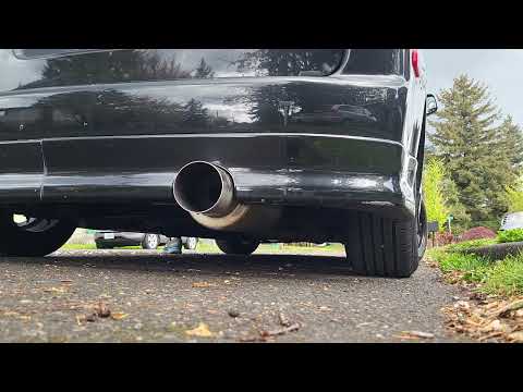 2005 Scion xB aftermarket exhaust cold start + revs