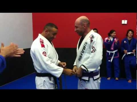 Gracie Barra Caveirinha - Lincoln Cheib recebe a Faixa Marrom