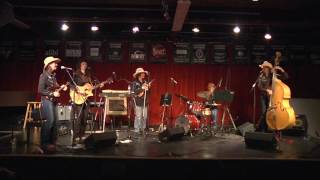 Merlettes: "Crescent City" (Lucinda Williams)