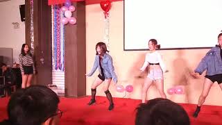 Sissy boy dance at Spring Festival Gala元旦晚会惊现女装大佬跳舞 引爆尖叫！全程高能！
