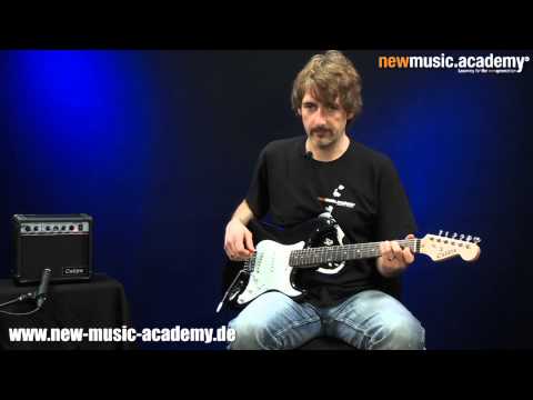 nmaTest: Einsteigersets E-Gitarre Collins Rockguitar ST100P