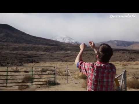 Booka Shade feat. Fritz Kalkbrenner - Crossing Borders (The Making Of...)