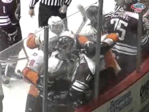 Zachary Miskovic vs Zac Rinaldo