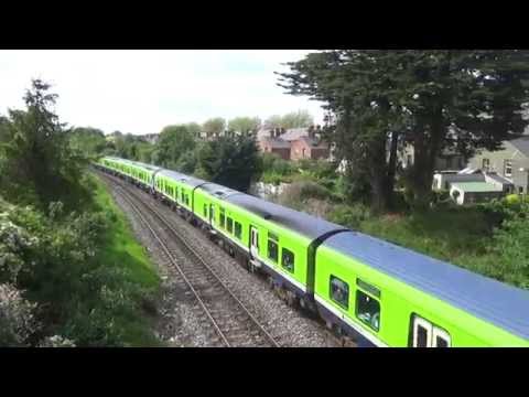 An 8 car 29000 class DMU passes Claude Road