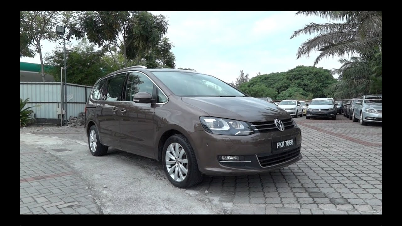 2011 Volkswagen Sharan 2.0 TSI Start-Up and Full Vehicle Tour