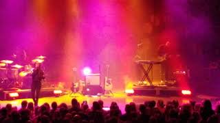 Don&#39;t Turn Around - Amy Shark