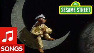 Sesame Street: I Don&#39;t Want to Live on the Moon