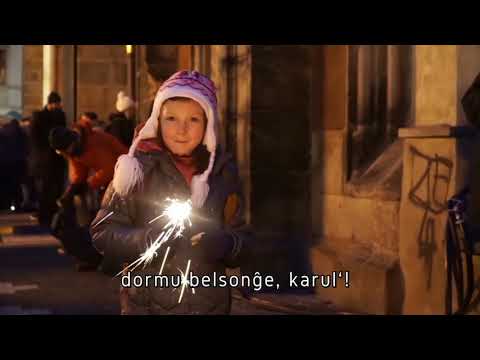 Dormetu mia princet´ , lulkanto kun subtitoloj en Esperanto