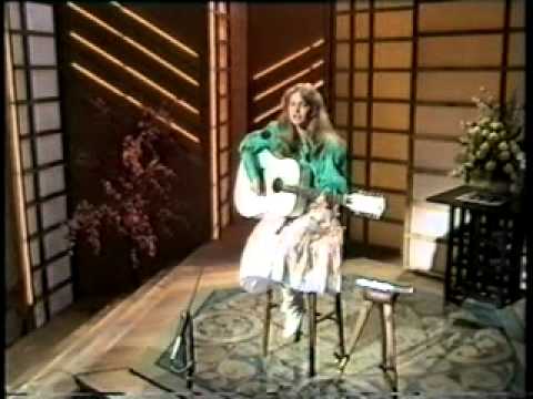 GERMANY 1982 - Nicole sings "A Little Peace"