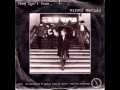 Kirsty MacColl - They Don't Know 1979