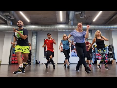 Somos Latinos (Play-n-Skillz, Gente de Zona & Dale Pututi) - Coreografía Zumba