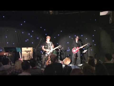 Dom Brown - Day Turned Black - Live at The Bedford - 18.8.2008
