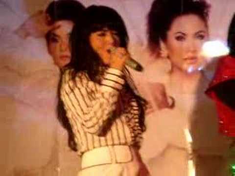 Di3va - Mencinta (Live)