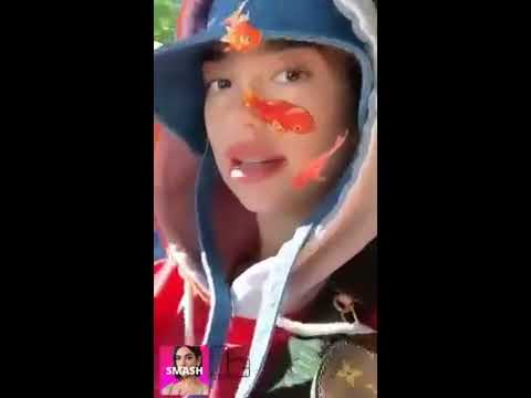 DUA LIPA SHOWING HER COLLAB WITH YSL