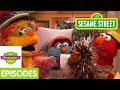Furchester Hotel Elmo Welcomes A Porcupine To The Furchester Full Episode