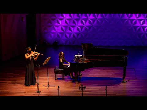 Priscila Rato, violino e Erika Ribeiro, piano