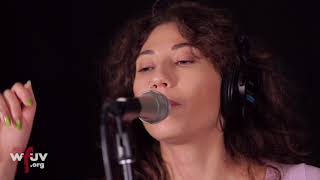 Tei Shi - &quot;Keep Running&quot; (Live at WFUV)