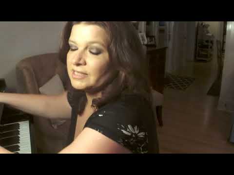 Ji Jillian Piano Fail w Cute Dog