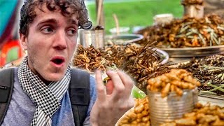 AUSTRALIANS TRY WEIRD CAMBODIAN FOOD