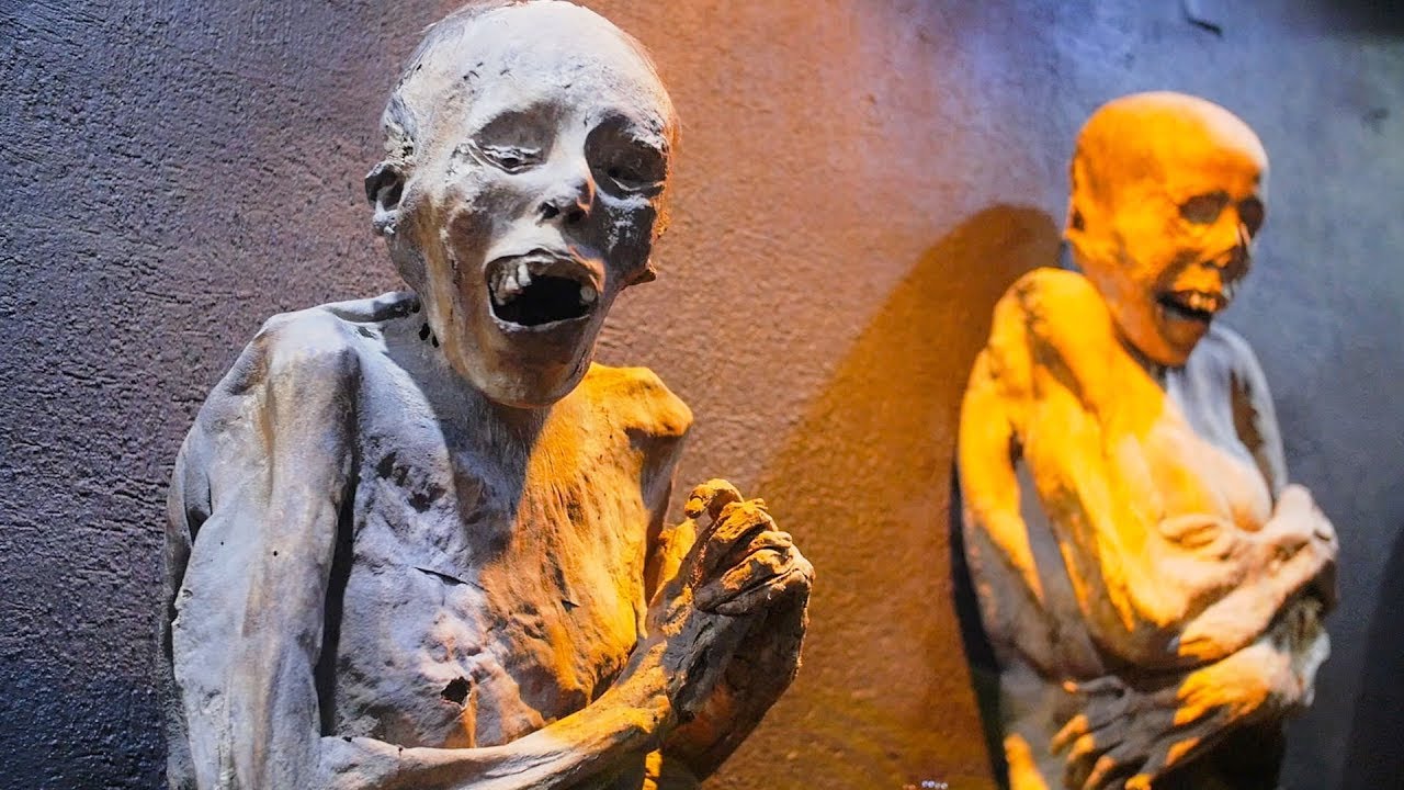 The Mummies of Guanajuato [Inside the Museum, Cemetery, and More] thumnail