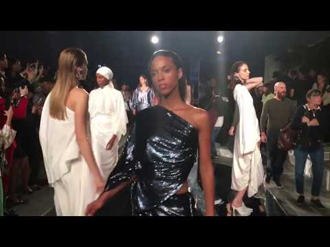 Paula Knorr SS19 corrupted video