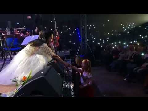 Lucie Bílá- Bílé Vánoce II (Zlín)