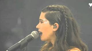 Javiera Mena - Esa Fuerza + Yo no te pido la Luna (Lollapalooza 2016)