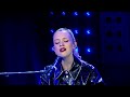 Angèle - Ta Reine (Live) - Le Grand Studio RTL