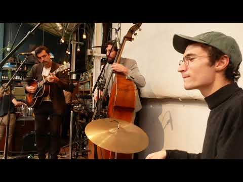 AS81/3 - Live trio take on Django's Blues en Mineur with 1936 Gibson L12